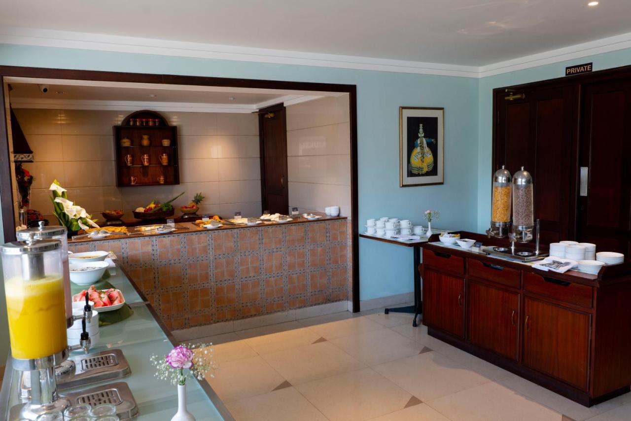 Issacs Residency Hotell Munnar Exteriör bild