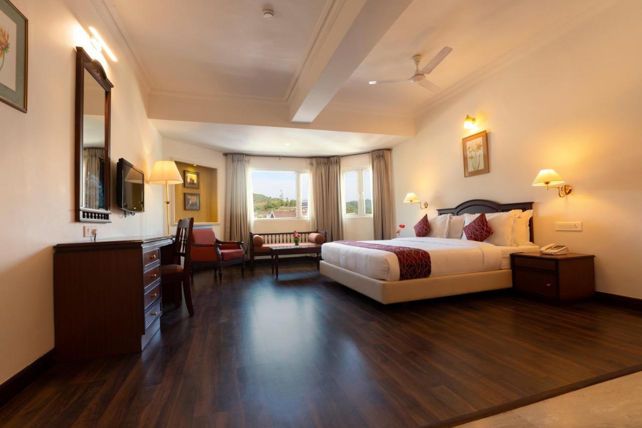 Issacs Residency Hotell Munnar Exteriör bild