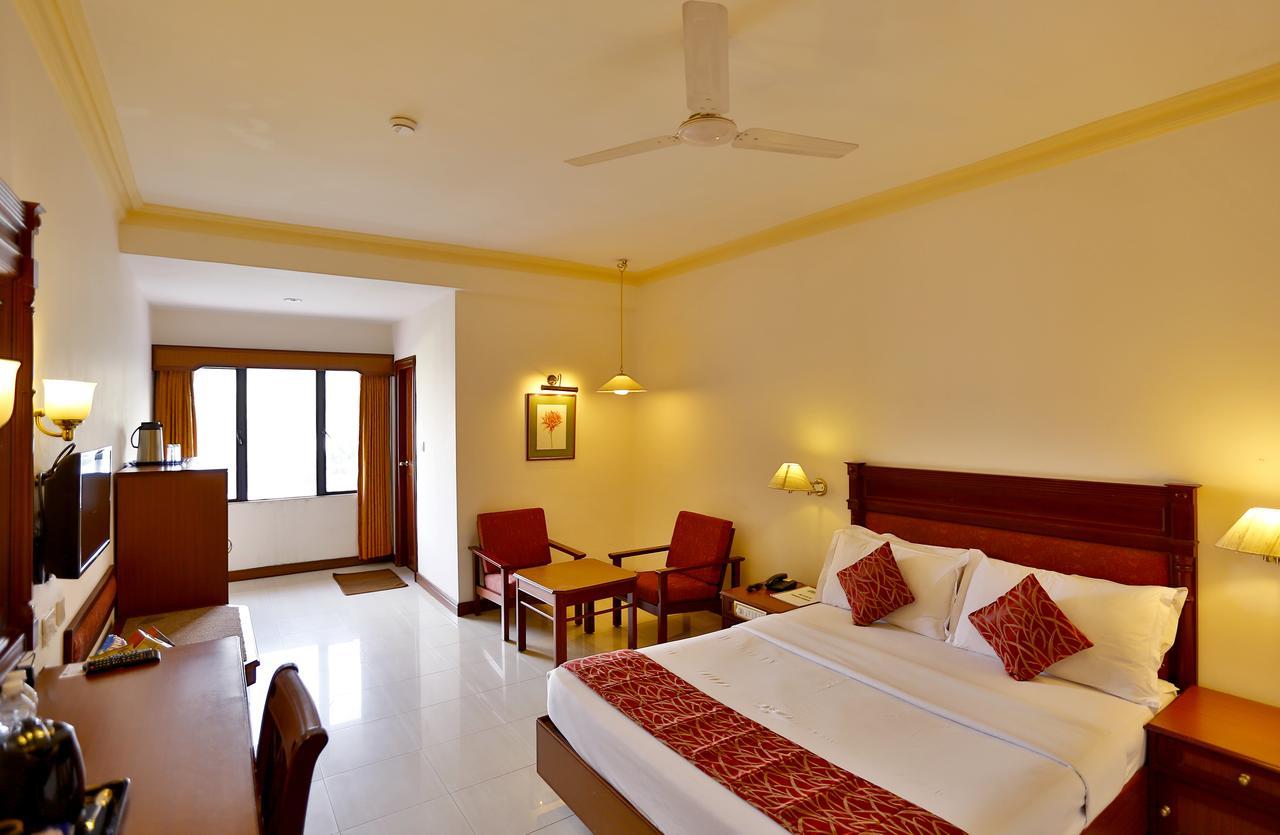 Issacs Residency Hotell Munnar Exteriör bild